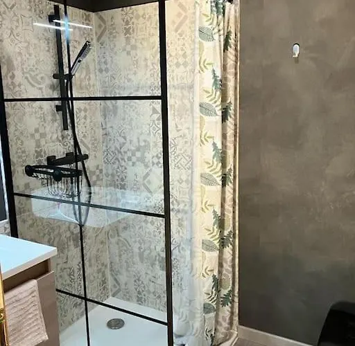 Neuf & Ecologique A La Campagne * Marzens